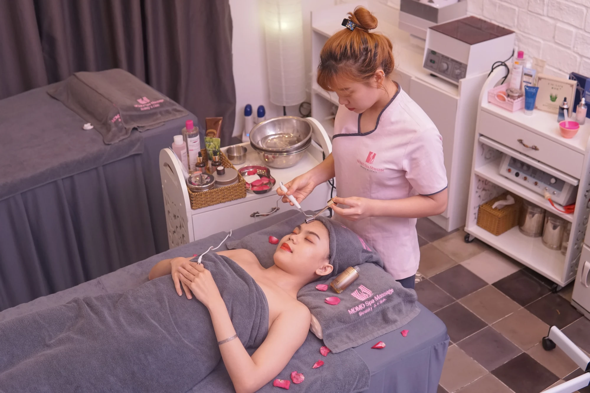 MOMO SPA